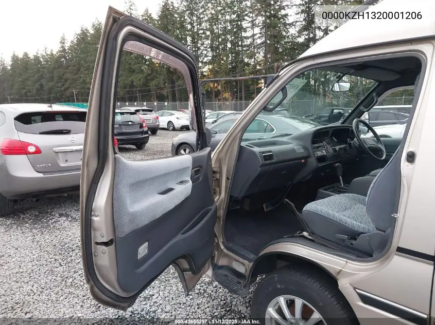 0000KZH1320001206 1996 Toyota Hiace
