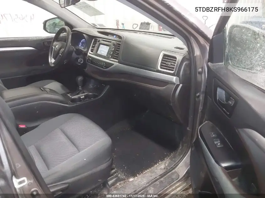 5TDBZRFH8KS966175 2019 Toyota Highlander Le