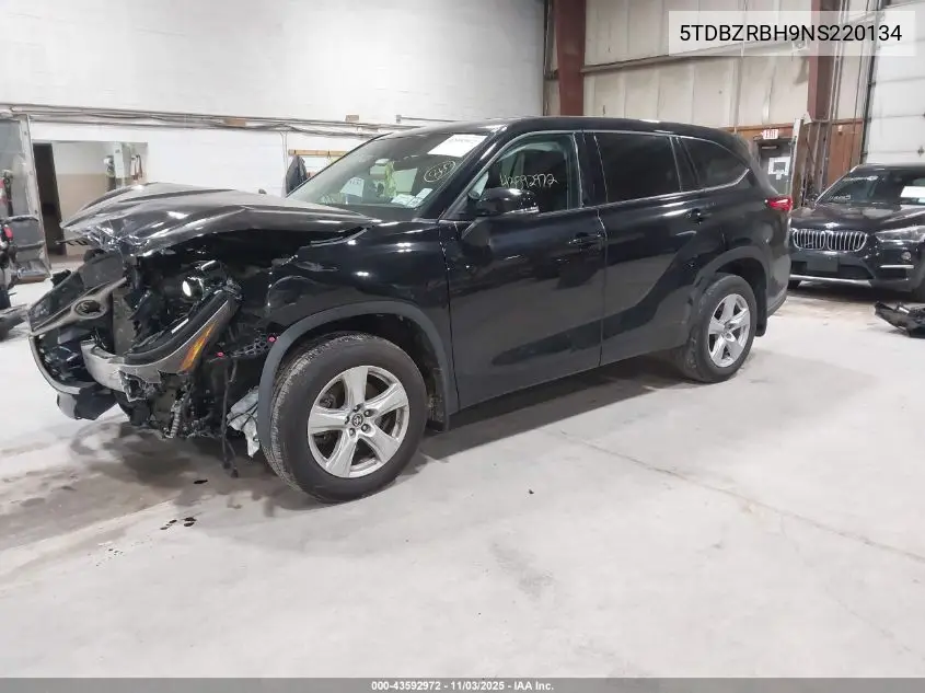 5TDBZRBH9NS220134 2022 Toyota Highlander Le
