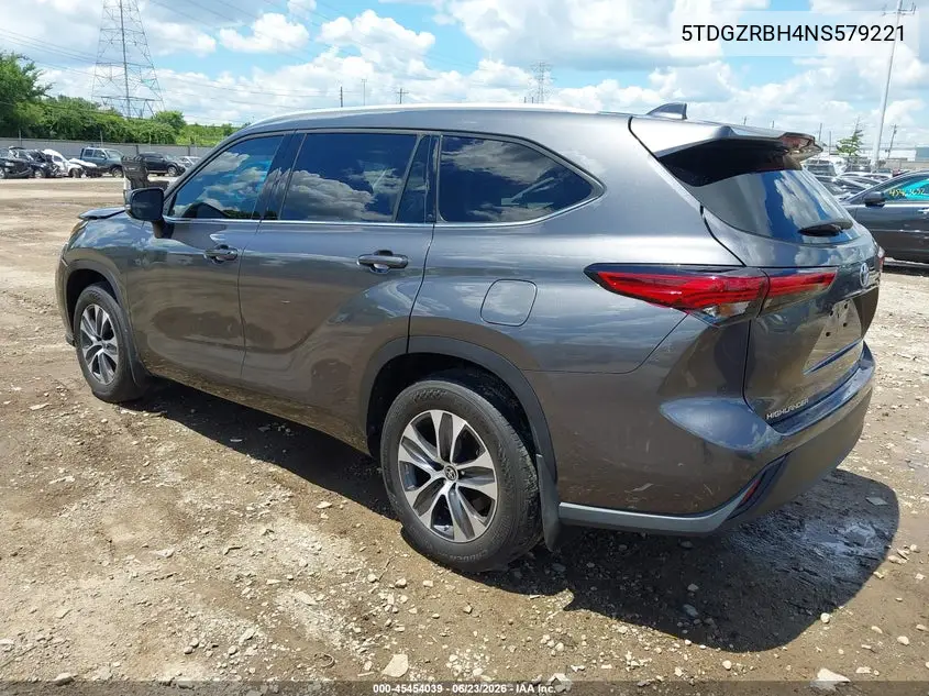 2022 Toyota Highlander Xle VIN: 5TDGZRBH4NS579221 Lot: 45454039