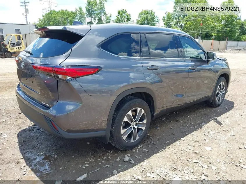2022 Toyota Highlander Xle VIN: 5TDGZRBH4NS579221 Lot: 45454039