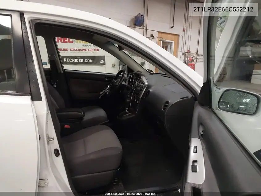 2006 Toyota Matrix Xr VIN: 2T1LR32E66C552212 Lot: 45452631