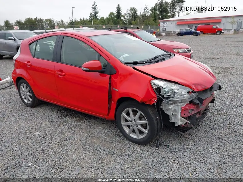 2013 Toyota Prius C Four VIN: JTDKDTB32D1052915 Lot: 45497102