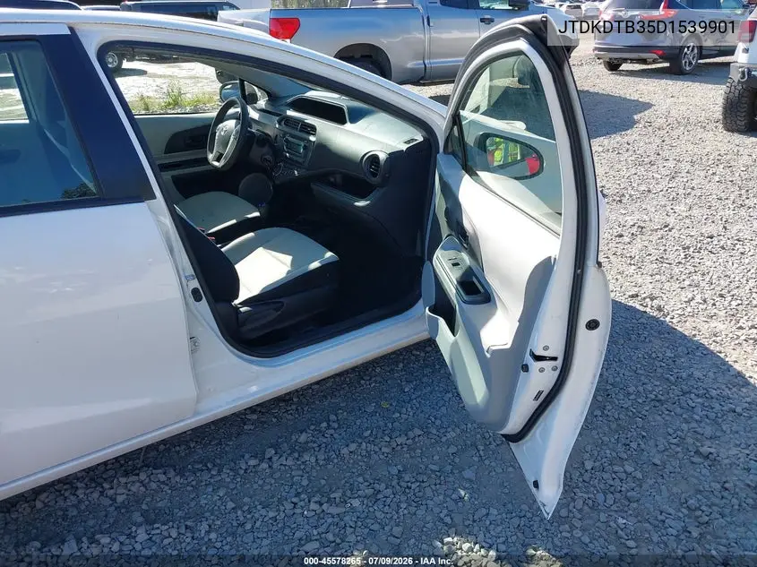 2013 Toyota Prius C One VIN: JTDKDTB35D1539901 Lot: 45578265