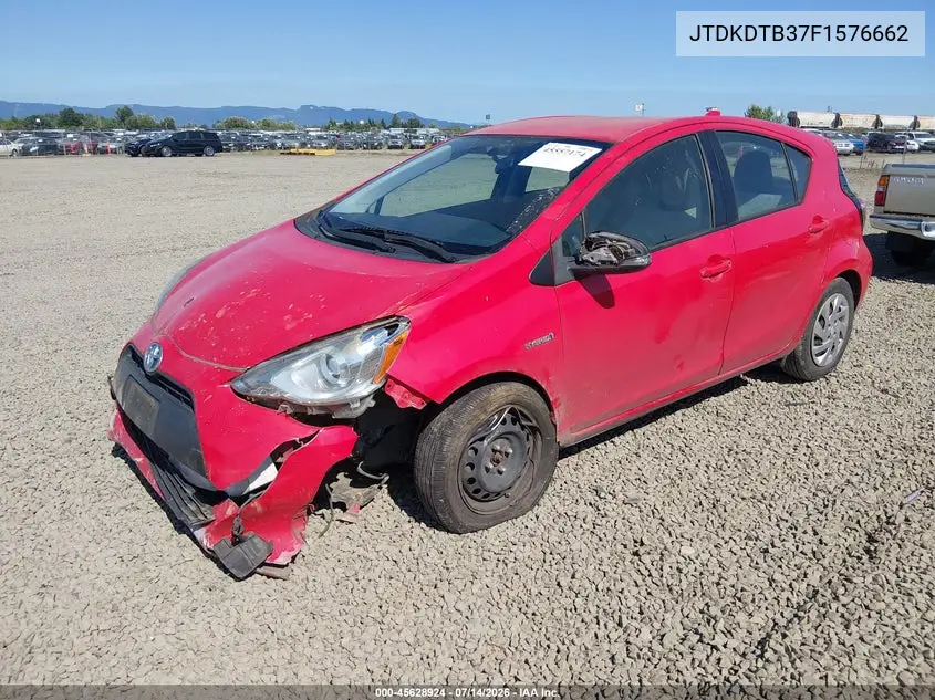 2015 Toyota Prius C One VIN: JTDKDTB37F1576662 Lot: 45628924