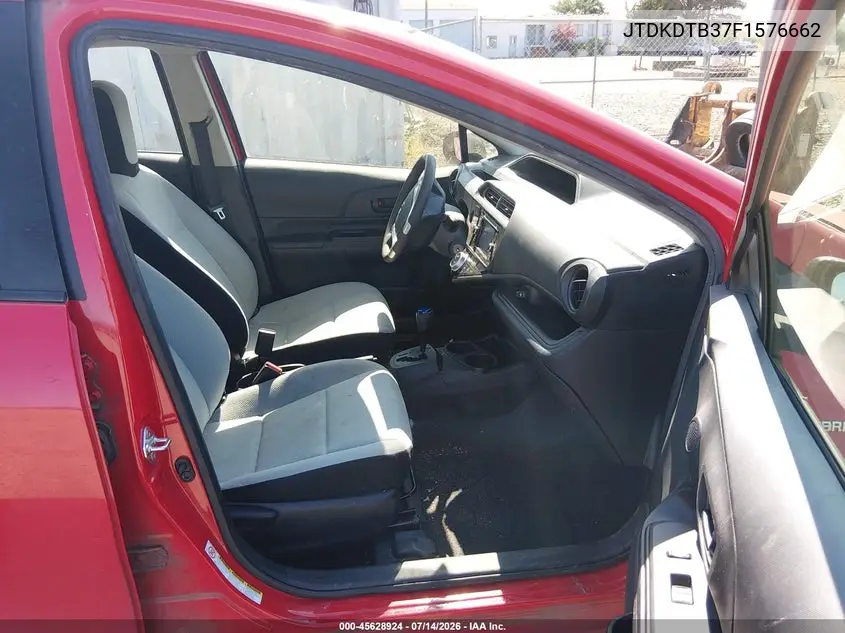 2015 Toyota Prius C One VIN: JTDKDTB37F1576662 Lot: 45628924