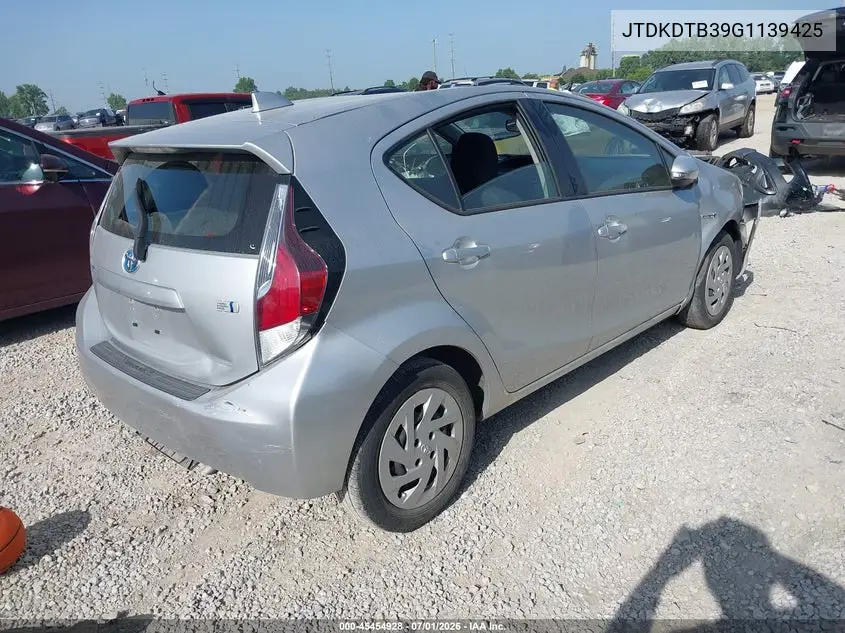 2016 Toyota Prius C Two VIN: JTDKDTB39G1139425 Lot: 45454928