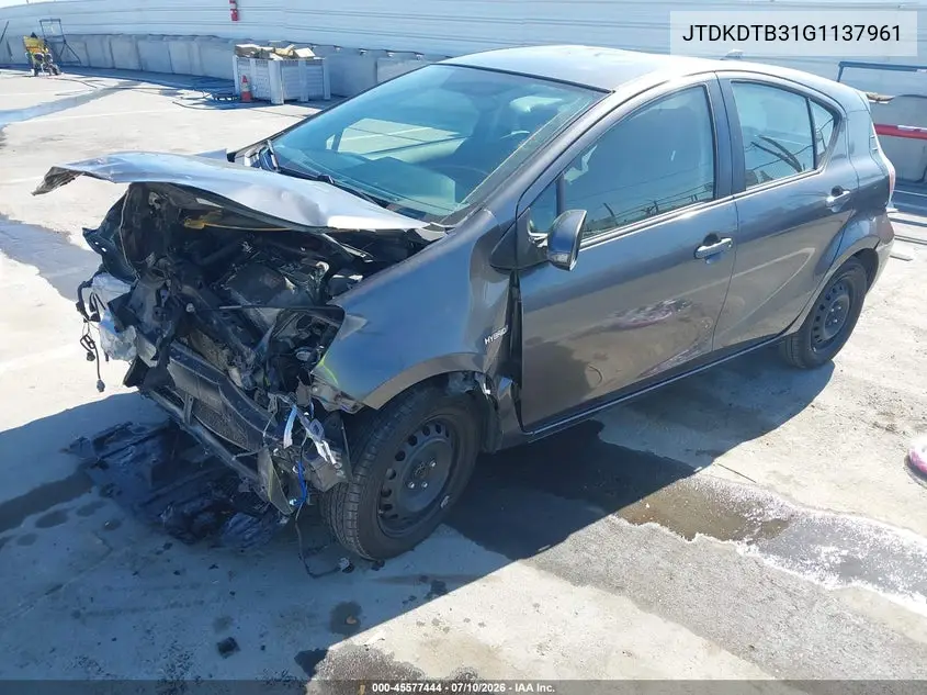 2016 Toyota Prius C Two VIN: JTDKDTB31G1137961 Lot: 45577444