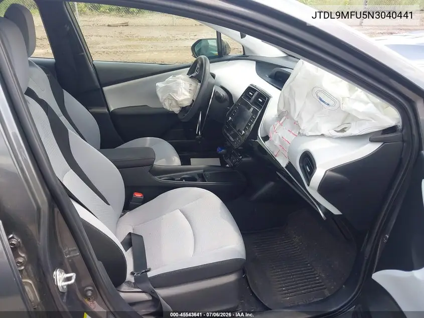 2022 Toyota Prius Le Awd-E VIN: JTDL9MFU5N3040441 Lot: 45543641