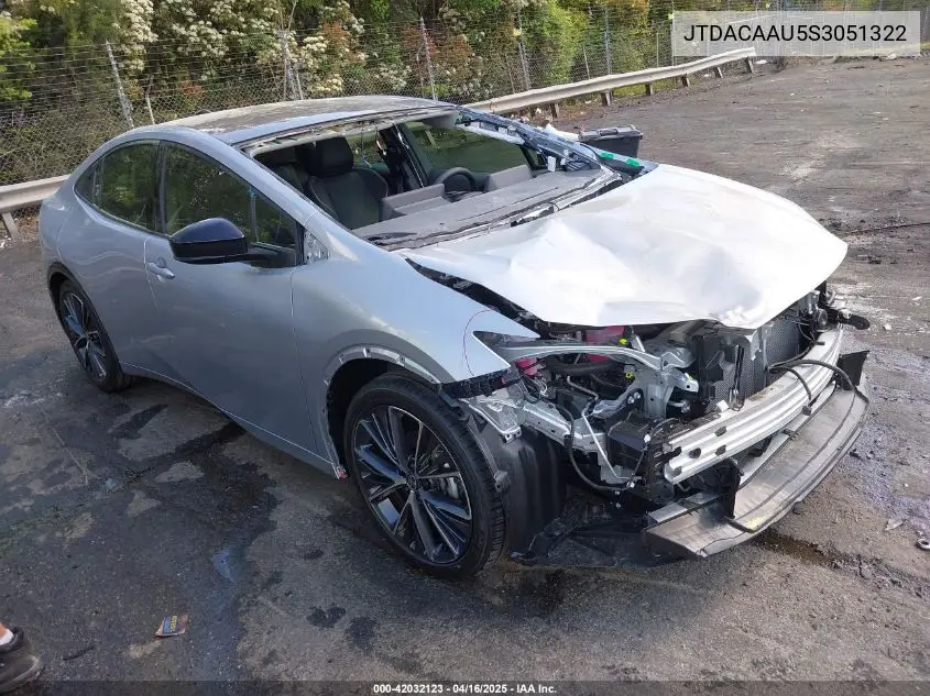 JTDACAAU5S3051322 2025 Toyota Prius Xle