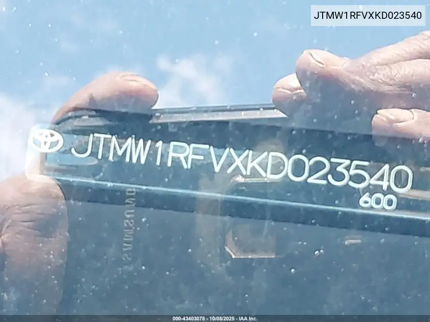 JTMW1RFVXKD023540 2019 Toyota Rav4 Xle