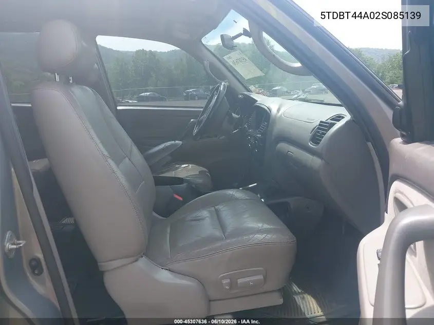 2002 Toyota Sequoia Sr5 V8 VIN: 5TDBT44A02S085139 Lot: 45307636