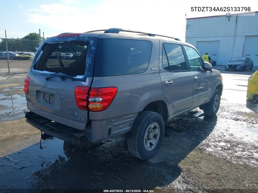 2002 Toyota Sequoia Sr5 V8 VIN: 5TDZT34A62S133798 Lot: 45370533