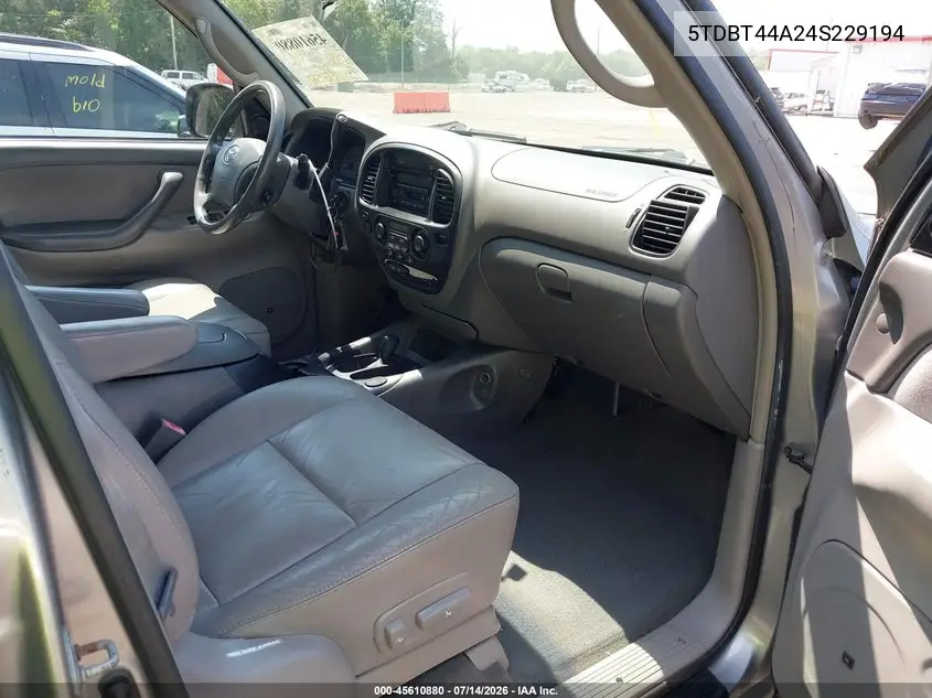 2004 Toyota Sequoia Sr5 V8 VIN: 5TDBT44A24S229194 Lot: 45610880