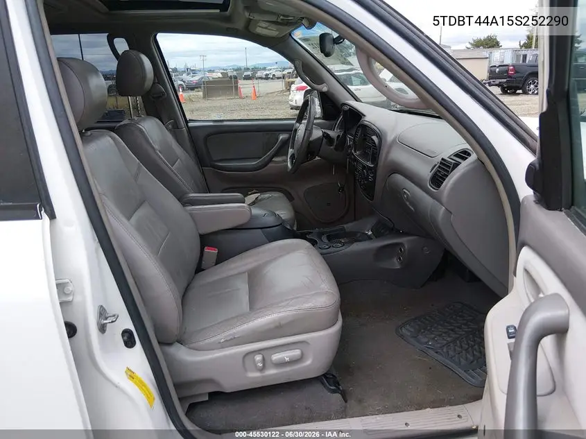 2005 Toyota Sequoia Sr5 V8 VIN: 5TDBT44A15S252290 Lot: 45530122