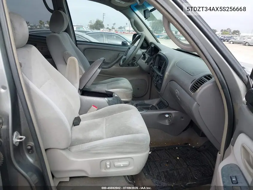 2005 Toyota Sequoia Sr5 V8 VIN: 5TDZT34AX5S256668 Lot: 45592502