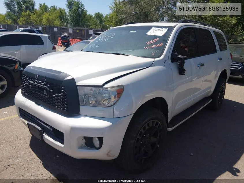 2016 Toyota Sequoia Platinum 5.7L V8 VIN: 5TDDW5G16GS135938 Lot: 45594881