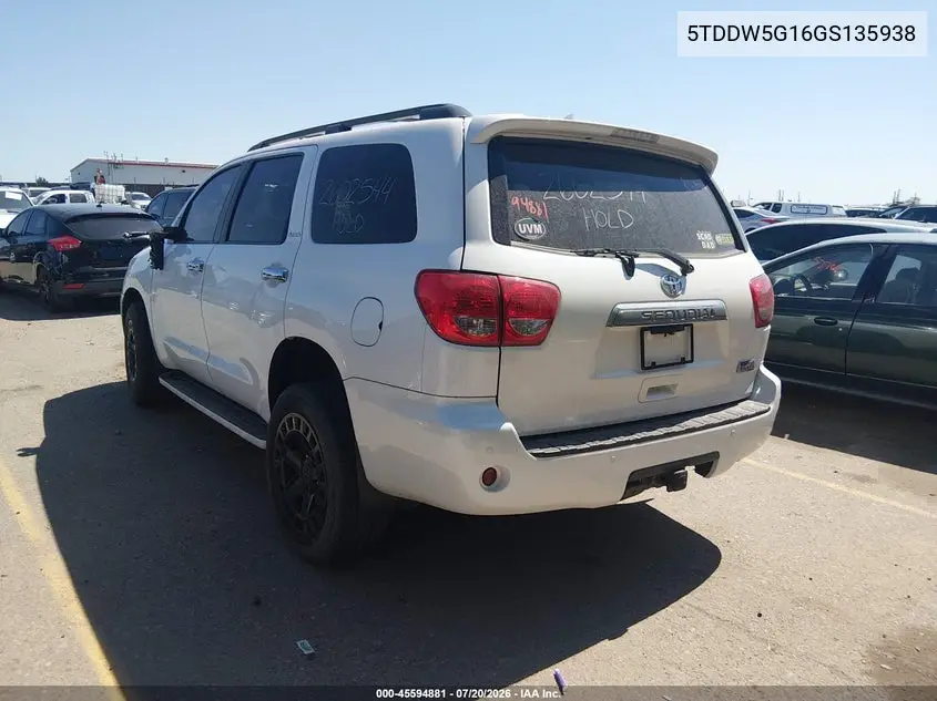 2016 Toyota Sequoia Platinum 5.7L V8 VIN: 5TDDW5G16GS135938 Lot: 45594881