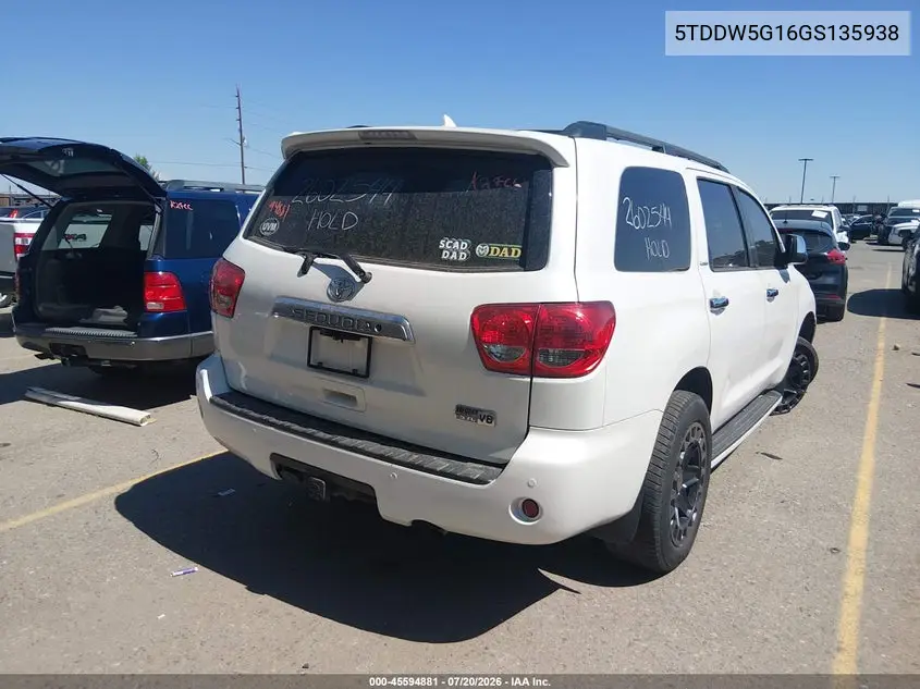 2016 Toyota Sequoia Platinum 5.7L V8 VIN: 5TDDW5G16GS135938 Lot: 45594881