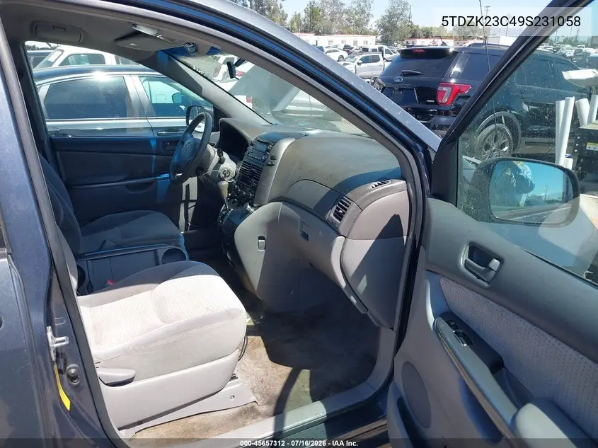 2009 Toyota Sienna Le VIN: 5TDZK23C49S231058 Lot: 45657312