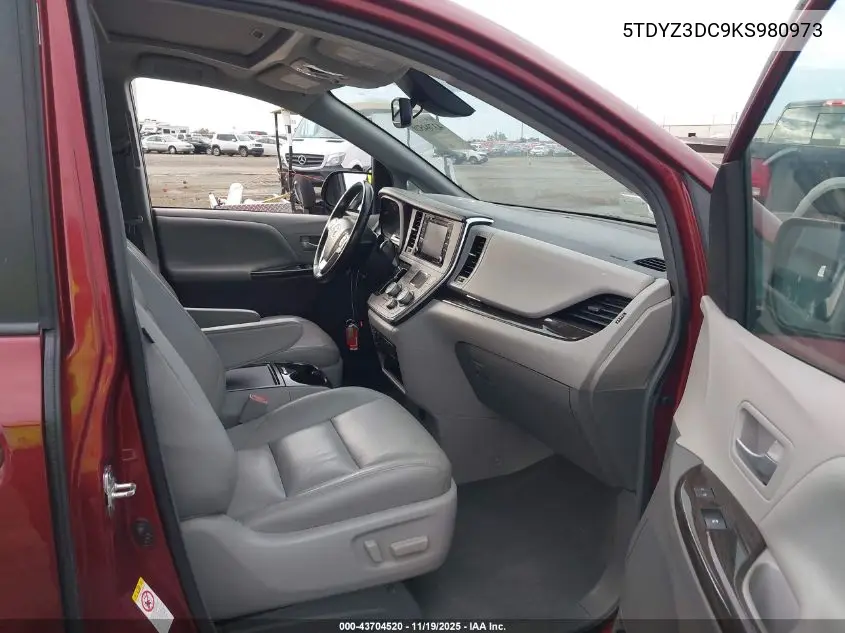 5TDYZ3DC9KS980973 2019 Toyota Sienna Xle 8 Passenger