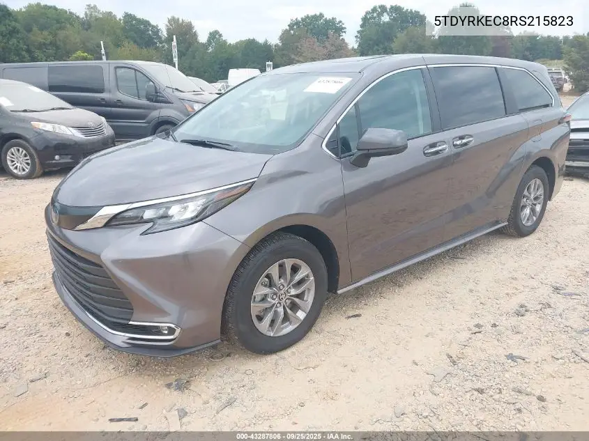 5TDYRKEC8RS215823 2024 Toyota Sienna Xle