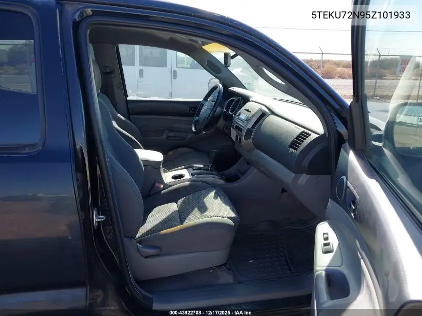 5TEKU72N95Z101933 2005 Toyota Tacoma Prerunner V6