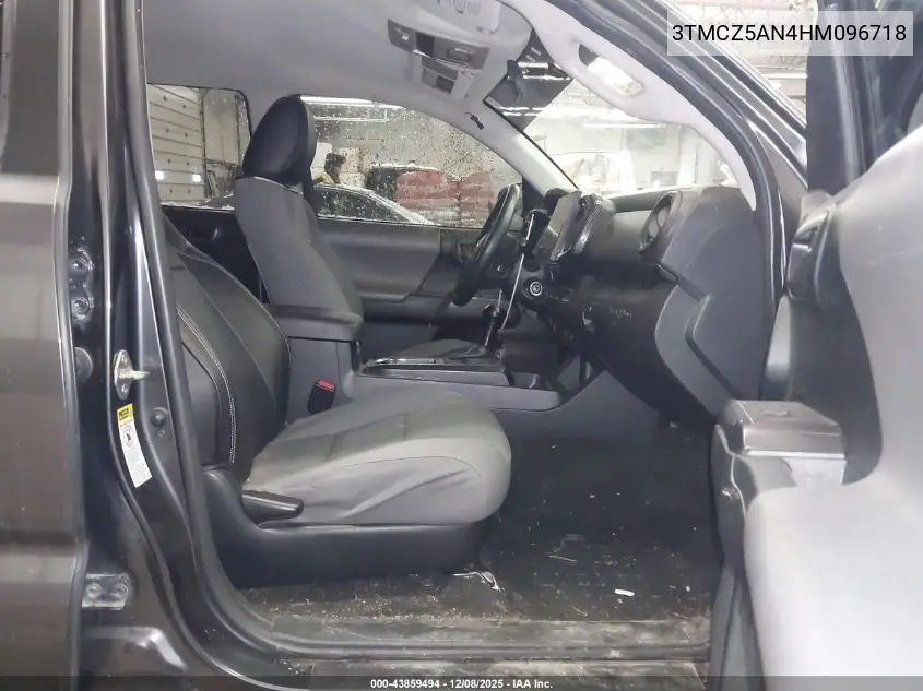 3TMCZ5AN4HM096718 2017 Toyota Tacoma Sr V6