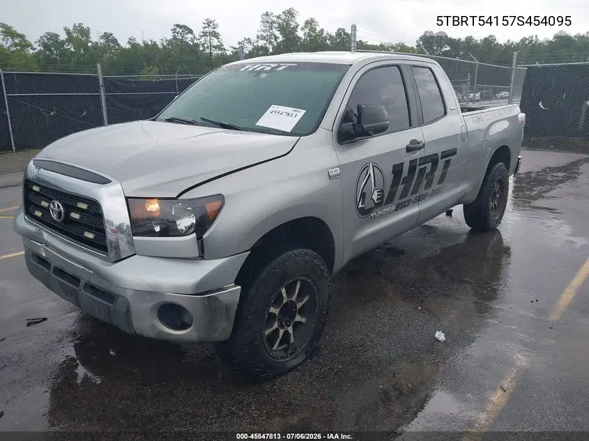 2007 Toyota Tundra Sr5 4.7L V8 VIN: 5TBRT54157S454095 Lot: 45547813