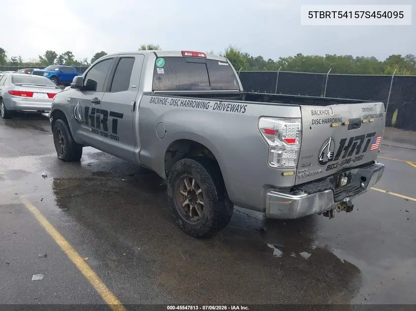 2007 Toyota Tundra Sr5 4.7L V8 VIN: 5TBRT54157S454095 Lot: 45547813