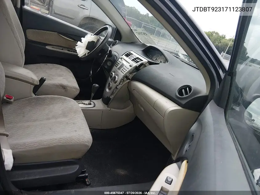 2007 Toyota Yaris VIN: JTDBT923171123807 Lot: 45675347