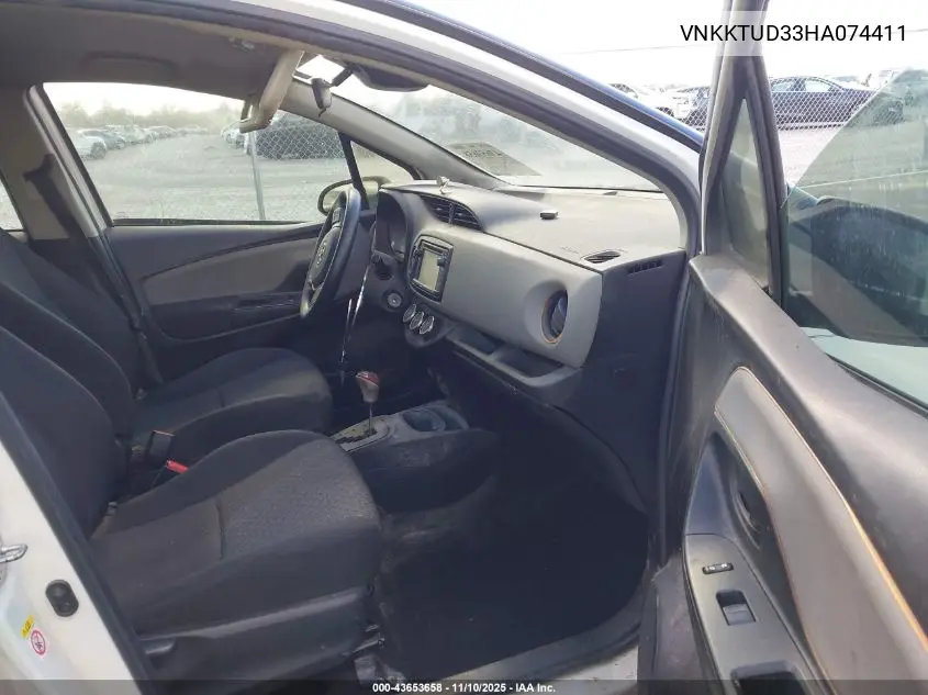 VNKKTUD33HA074411 2017 Toyota Yaris L