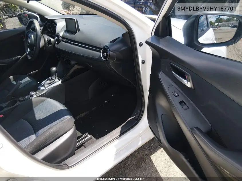 2017 Toyota Yaris Ia VIN: 3MYDLBYV9HY187701 Lot: 45565424
