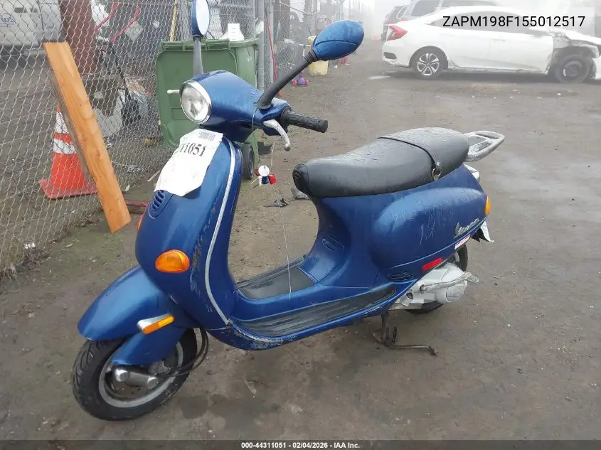 2005 Vespa M198F VIN: ZAPM198F155012517 Lot: 44311051