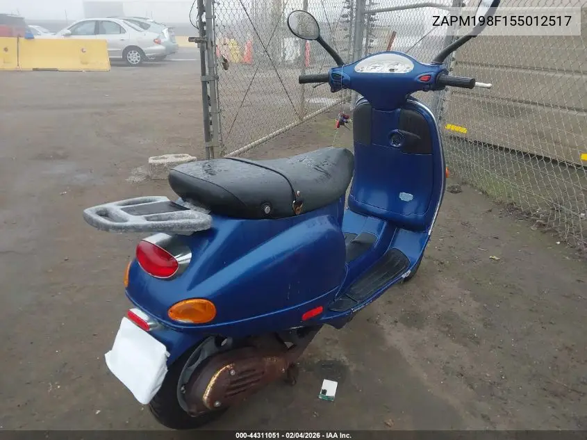 2005 Vespa M198F VIN: ZAPM198F155012517 Lot: 44311051