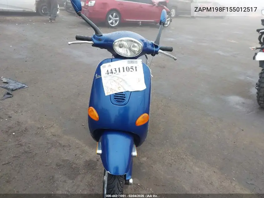 2005 Vespa M198F VIN: ZAPM198F155012517 Lot: 44311051