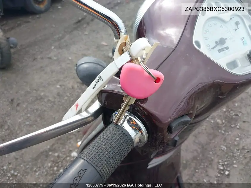 2012 Vespa Lx 50 VIN: ZAPC386BXC5300923 Lot: 12633775