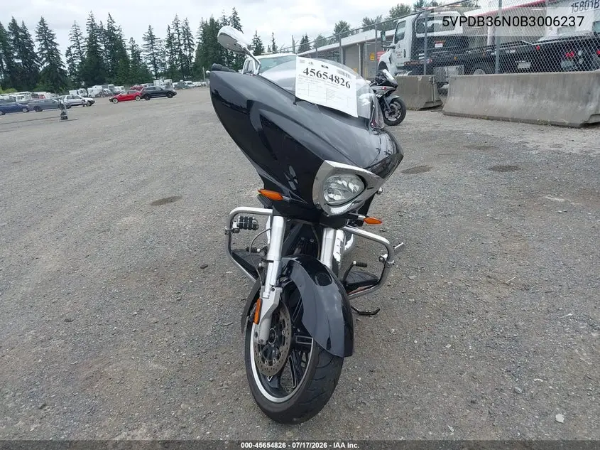 2011 Victory Motorcycles Cross Country Standard VIN: 5VPDB36N0B3006237 Lot: 45654826