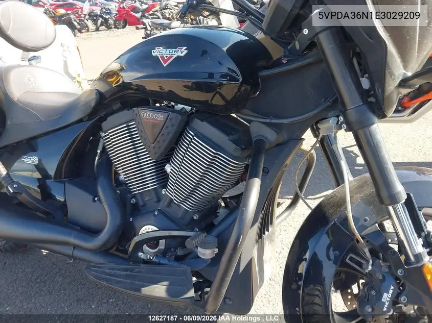 2014 Victory Motorcycles Cross Country 8-Ball VIN: 5VPDA36N1E3029209 Lot: 12627187