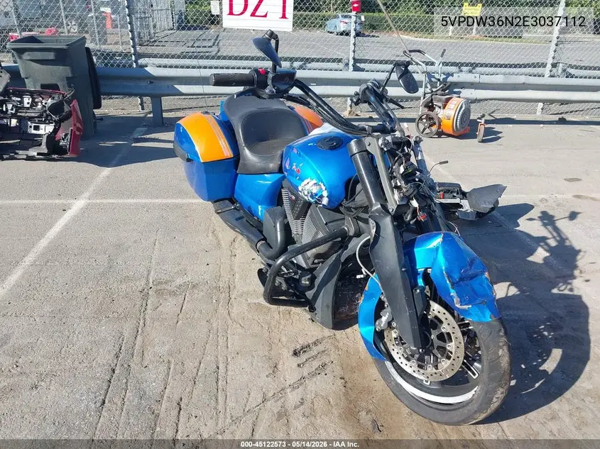 2014 Victory Motorcycles Cross Country VIN: 5VPDW36N2E3037112 Lot: 45122573