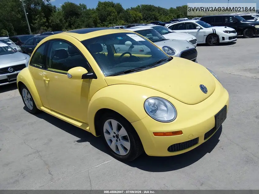 2010 Volkswagen New Beetle 2.5L VIN: 3VWRW3AG3AM021844 Lot: 45562007