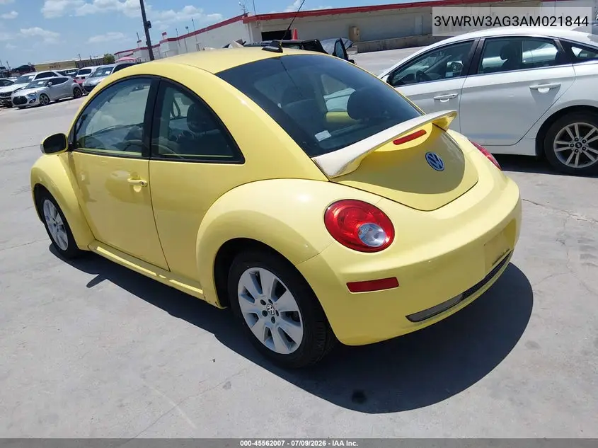 2010 Volkswagen New Beetle 2.5L VIN: 3VWRW3AG3AM021844 Lot: 45562007