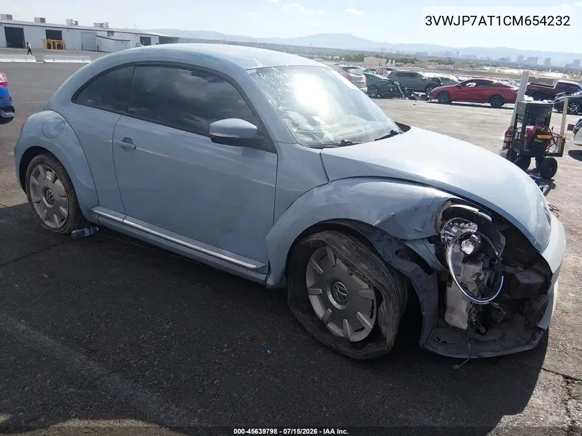 2012 Volkswagen Beetle 2.5L VIN: 3VWJP7AT1CM654232 Lot: 45639798