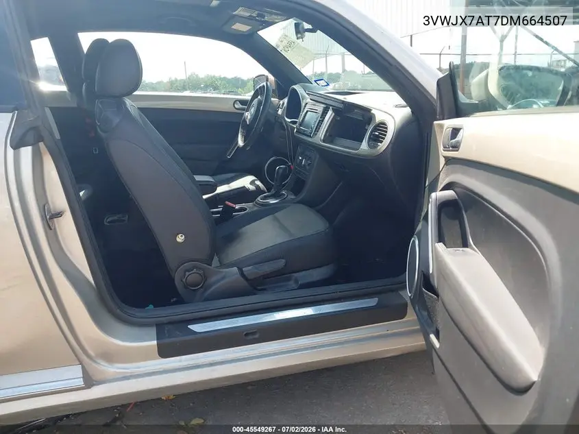 2013 Volkswagen Beetle 2.5L VIN: 3VWJX7AT7DM664507 Lot: 45549267