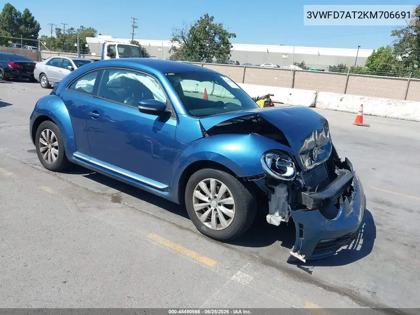 2019 Volkswagen Beetle 2.0T Final Edition Se/2.0T Final Edition Sel/2.0T S VIN: 3VWFD7AT2KM706691 Lot: 45490566