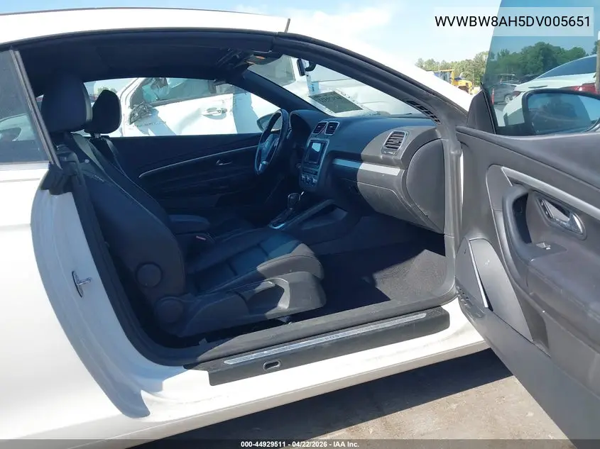 2013 Volkswagen Eos Komfort VIN: WVWBW8AH5DV005651 Lot: 44929511