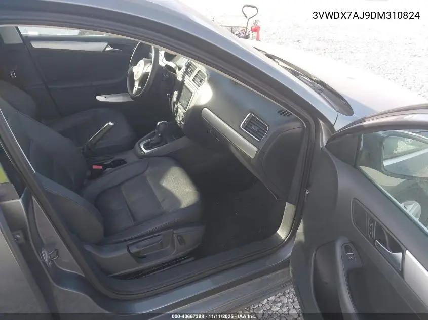 3VWDX7AJ9DM310824 2013 Volkswagen Jetta 2.5L Se