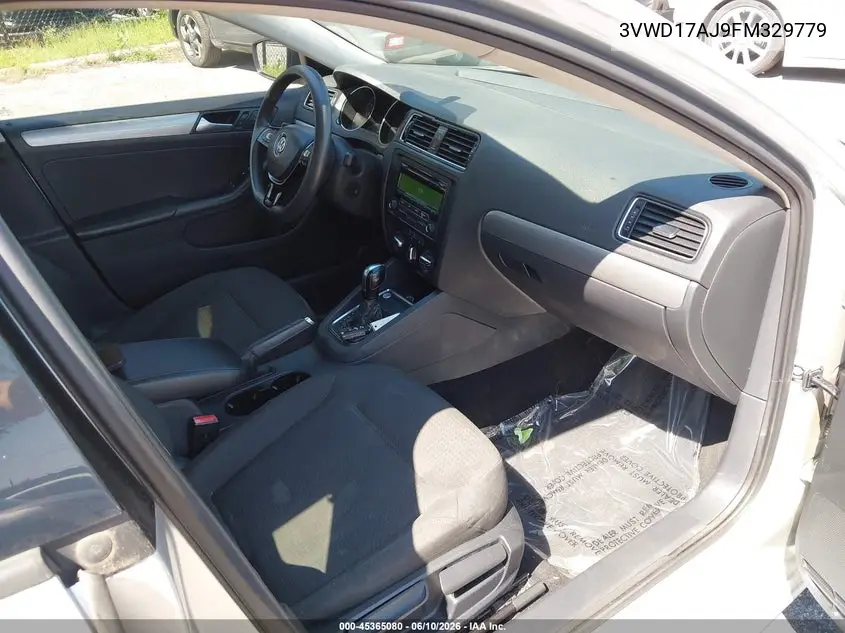 3VWD17AJ9FM329779 2015 Volkswagen Jetta 1.8T Se