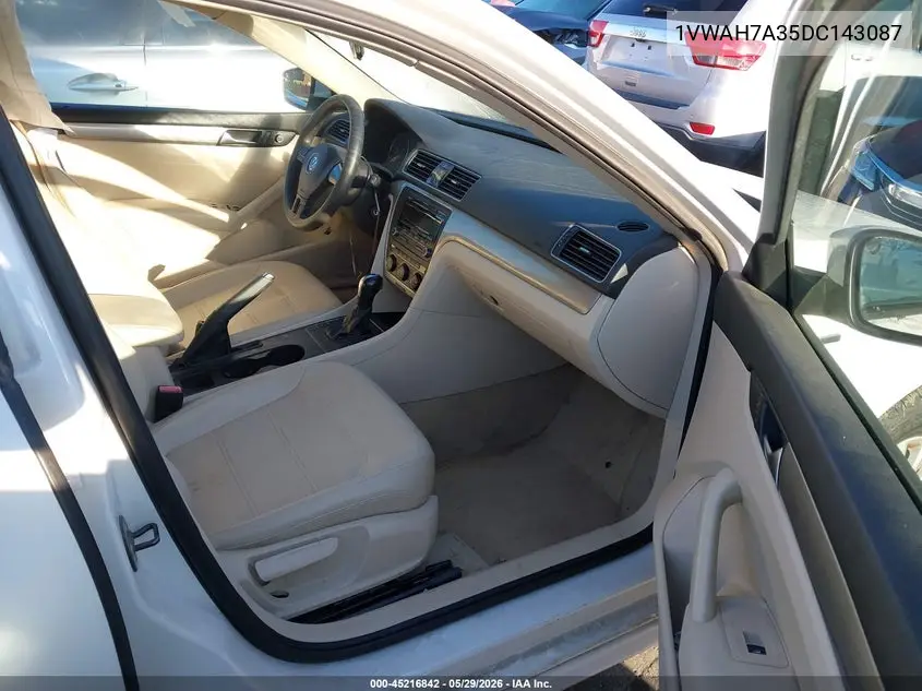 2013 Volkswagen Passat 2.5L Wolfsburg Edition VIN: 1VWAH7A35DC143087 Lot: 45216842