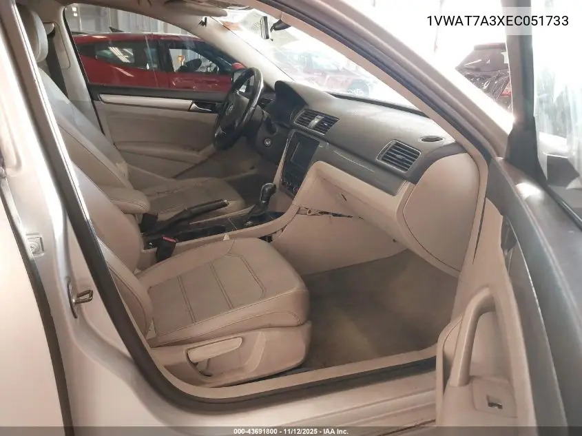 1VWAT7A3XEC051733 2014 Volkswagen Passat 1.8T Wolfsburg Edition